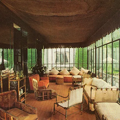 Elsie de Wolfe, often hailed as one of the most iconic interior designers, revolutionized interior design in the early 20th century. Renowned for her innovative approach, she transformed spaces with light, airy designs.