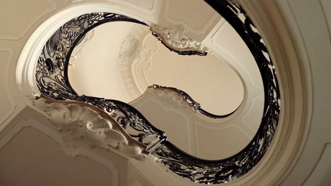 Palazzo Donizetti, a19th-century architectural gem, characterized by its Renaissance grace, Baroque opulence, and touches of Liberty style, provided an exquisite backdrop for the third edition of L’Appartamento by Artemest during Milan Design Week 2025.