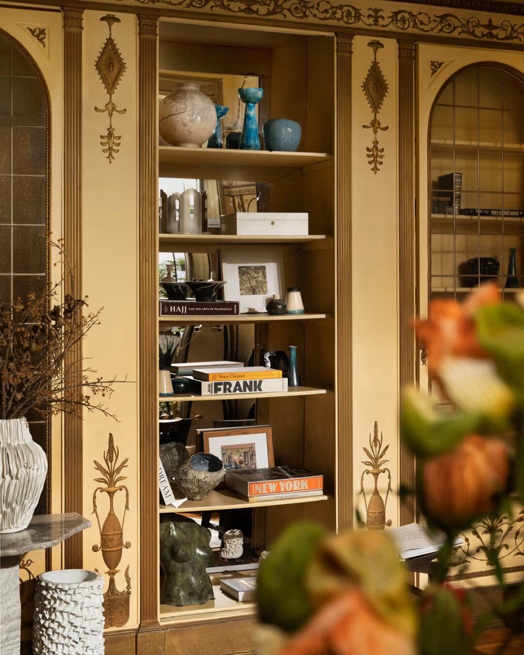 Nebras Aljoaib's Reading Room & Studio in the Artemest Apartment is a blend of tranquility and inspiration. The design incorporates Artemest's curated selections, creating a space conducive to reflection and creativity.