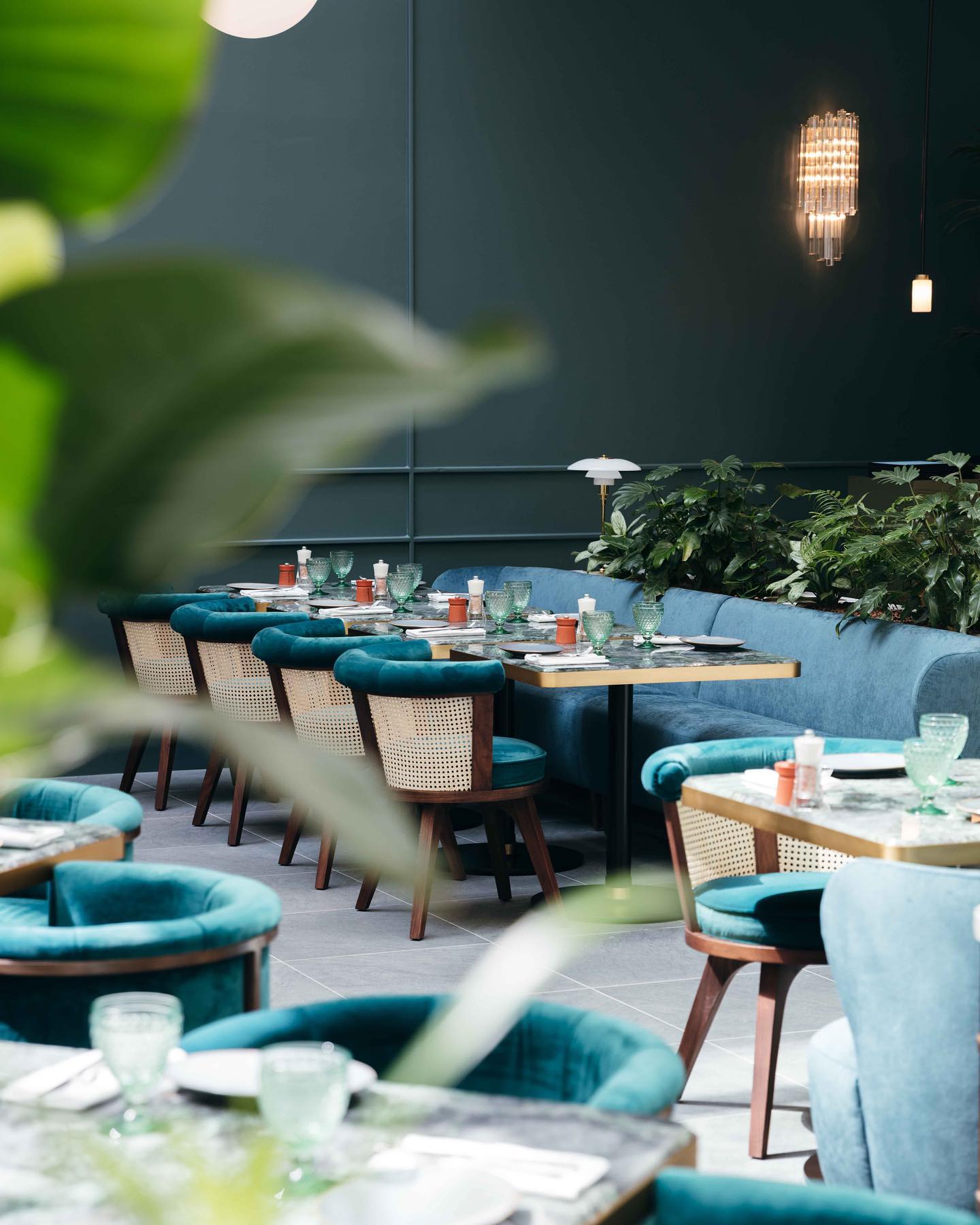 Projects montecito paris restaurant 1 Montecito Paris Restaurant