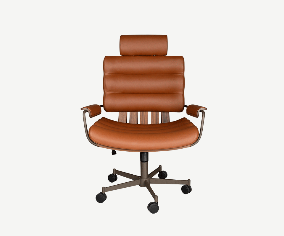 Thomas II office chair performing a 360º rotation, showcasing its adjustable seat and backrest height, upholstered in orange genuine leather and complemented by smoked walnut wood, powder-coated stainless steel, and lacquered wood.